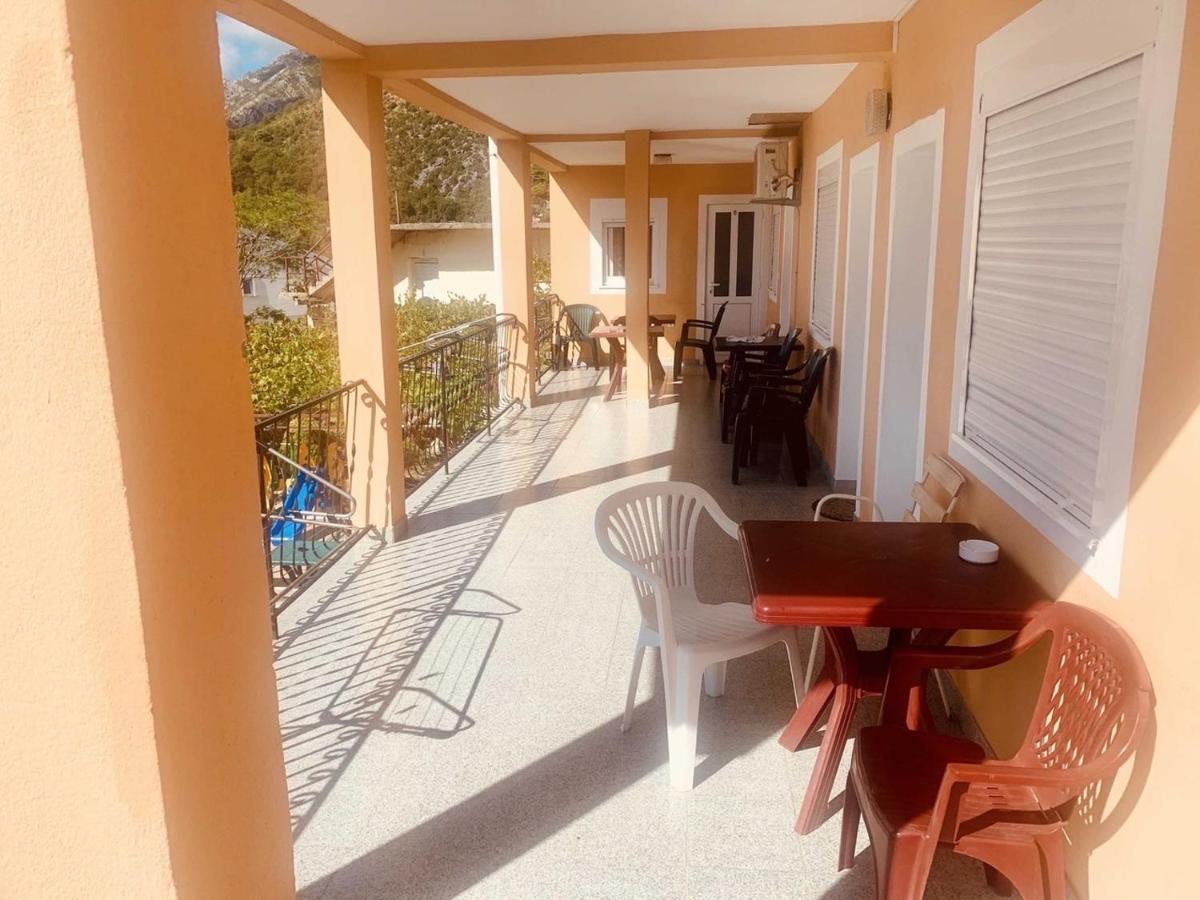 Apartments In Villa Viktoria Sutomore Εξωτερικό φωτογραφία