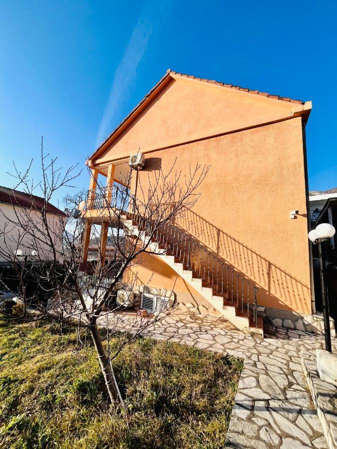 Apartments In Villa Viktoria Sutomore Εξωτερικό φωτογραφία