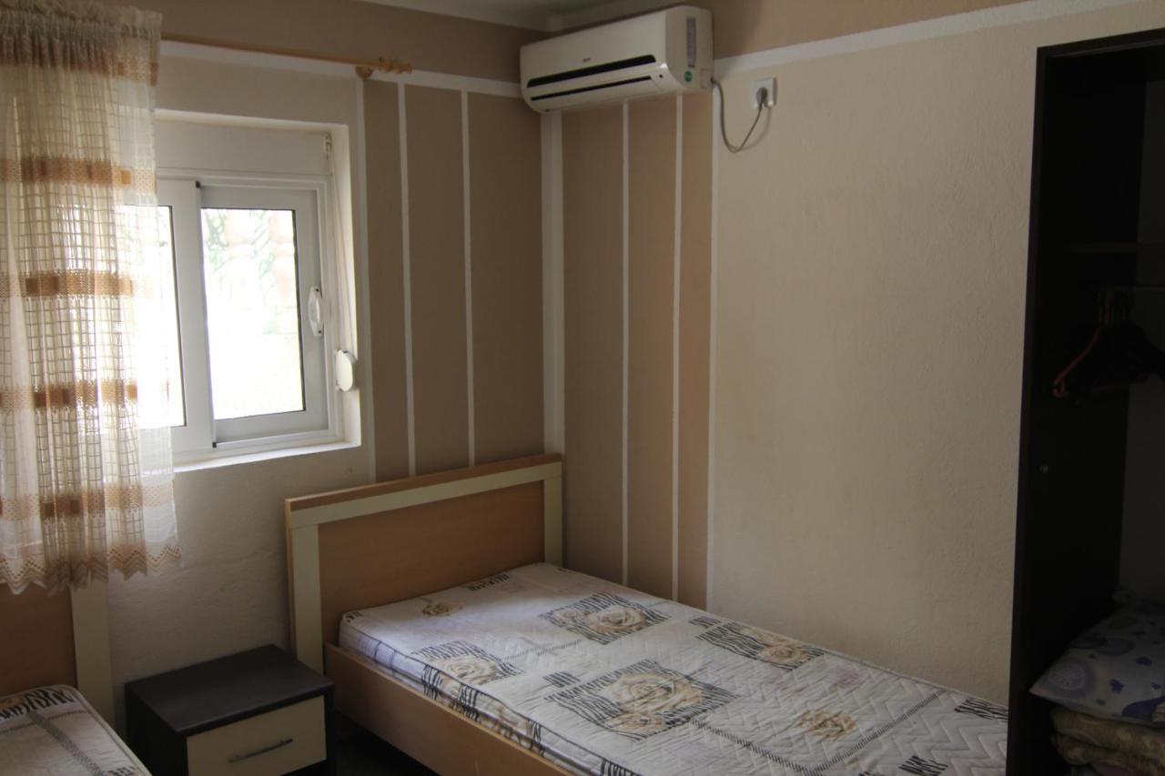 Apartments In Villa Viktoria Sutomore Εξωτερικό φωτογραφία