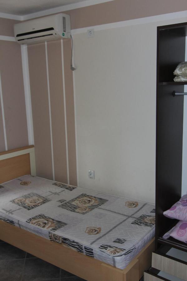 Apartments In Villa Viktoria Sutomore Εξωτερικό φωτογραφία