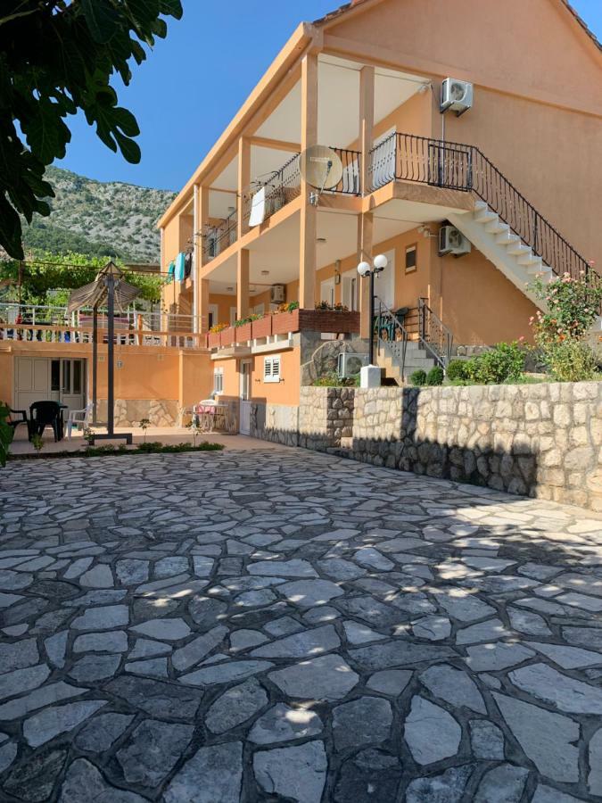 Apartments In Villa Viktoria Sutomore Εξωτερικό φωτογραφία