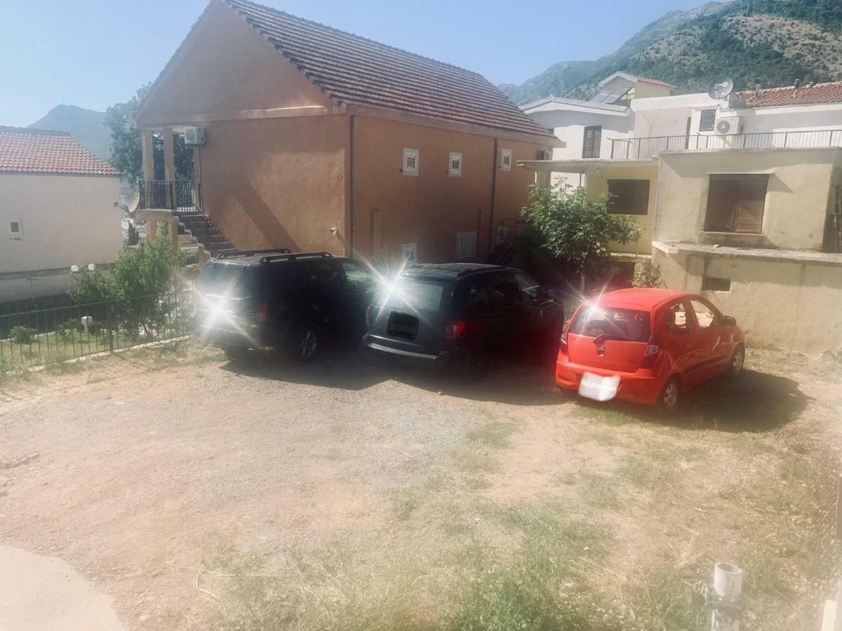 Apartments In Villa Viktoria Sutomore Εξωτερικό φωτογραφία