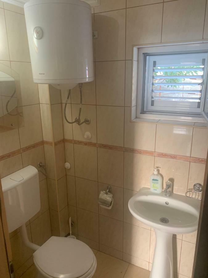Apartments In Villa Viktoria Sutomore Εξωτερικό φωτογραφία
